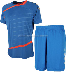 Uniforme de fútbol 100% poliéster para hombre, diseño personalizado, sublimación, barato - Product Image 3