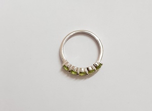 Anillo de plata 925 para mujer al por mayor con incrustaciones de peridoto diamante perla rodio plateado para compromiso boda fiesta aniversario regalo - Product Image 4