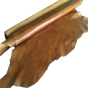 Material de patente de grano de cabra de cuero acabado de alta calidad para uso en bolsos - Product Image 1