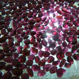 
 
 
 พลอยโกเมนสีม่วงและสีชมพูธรรมชาติแบบขายส่ง หินดิบไม่เจียระไน คละแบบ สำหรับทำเครื่องประดับ ขนาด/รูปทรงต่างๆ - Product Image 3