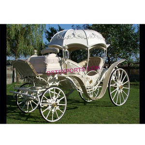 Carrosse de mariage style citrouille Cendrillon, carrosses à cheval doux style Cendrillon, buggy de mariage Cendrillon USA - Product Image 1