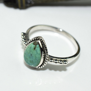 Superbe bague en argent Sterling 925, Turquoise verte en forme de poire, bijoux de créateur, bijoux fins - Product Image 1