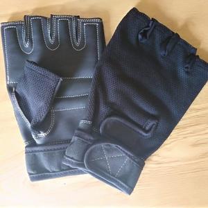 Capacité de charge de 15 à 20kg Gants de fitness pour la pratique de l'haltérophilie en caoutchouc, cuir, néoprène PU PVC Power Bags Catégorie - Product Image 1