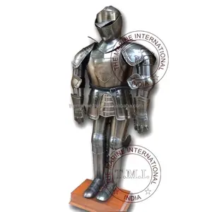 Cavaliere medievale da collezione completo di armatura con espositore Costume da guerriero di Halloween indossabile per adulti