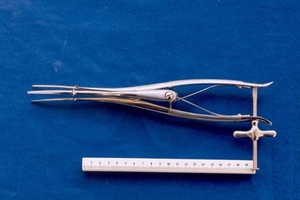 เครื่องขยายมดลูกแบบสามใบมีดสำหรับนรีเวช - Product Image 6