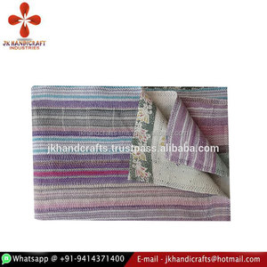 Couette Kantha Vintage à rayures indiennes, 1 pièce, vente en gros, couverture - Product Image 2