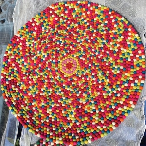 felt <b>balls</b> rug - Product Image 2