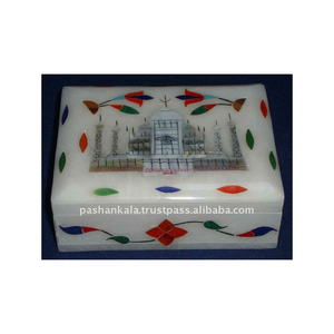 {"defaultLocale":null,"langAndValueMap":{"fr_FR":{"autoTranslate":true,"value":"Boîtes décoratives en marbre avec incrustations de style Taj Mahal","translateEngineVersion":"AE_TRANS"}}} - Product Image 1