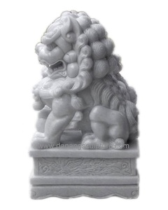 Nuevas Estatuas de Perros Foo de Mármol Blanco para Jardín, Diseño Personalizado, Tallados en Piedra, en Venta - Product Image 2
