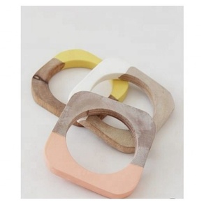 Nueva tendencia, pulseras de joyería para mujer, brazaletes, diseño de malla de gota de color con accesorio de característica antialérgica para regalos de mujer - Product Image 6