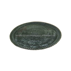 Assiettes à vaisselle décoratives en relief noir antique Assiette à chargeur marocaine - Product Image 1