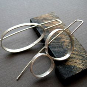 Pendientes colgantes chapados en plata grandes para damas, círculo redondo, joyería de latón para fiestas y regalos - Product Image 1