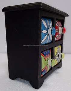 Boîte à épices en céramique peinte à la main à 4 tiroirs finition naturelle avec style antique et motif de fée modèle de souvenir poli - Product Image 2