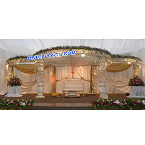 Ensemble de Mandap de Mariage en Cristal au Design Moderne, Mandaps de Mariage en Cristal, Mandaps pour Mariages Indiens, CALIFORNIA - Product Image 1