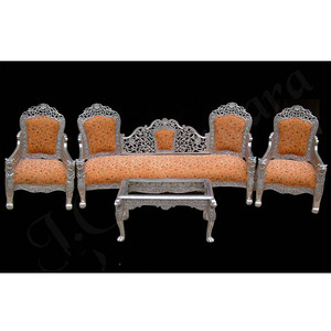 Canapé victorien en en métal argenté, ensemble de canapé de styliste pour mariage élégant - Product Image 1
