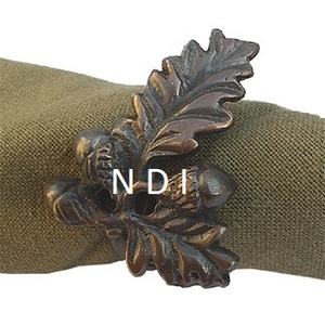 Anillo de Servilleta de Metal de Latón de Estilo Único para Decoración de Banquetes de Boda con Acabado Dorado y Diseño Decorativo a Precio Económico - Product Image 2