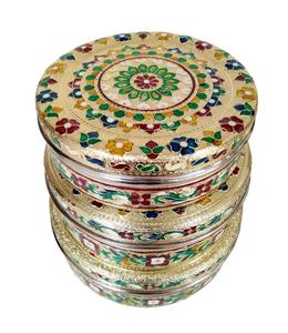 CONTENEDOR DECORATIVO MEENAKARI DE ACERO INOXIDABLE DISEÑADO CON FLOR MEDIANO CON TAPA-GOLDEN MEENA (7,5 "X 7,5" X 2,5 "PULGADAS) - Product Image 1
