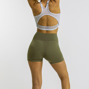 Mallas de yoga con logotipo personalizado con fruncido trasero, ropa de gimnasio corta de talla grande, tela de Spandex para correr disponible en diferentes tamaños - Product Image 3