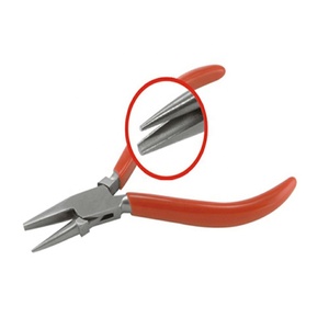 Mini Alicates de acero con agarre de PVC Diseño de medio plano multifuncional para abrazadera de flexión de joyería OEM personalizable para bricolaje - Product Image 4