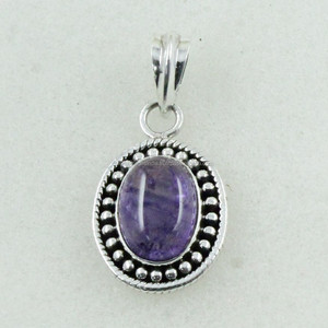 Pendentif en argent sterling 925 avec pierre d'améthyste et design royal - Product Image 3