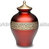 Urne funéraire en forme de croix de fer de style américain par Brassworld India - Product Image 4