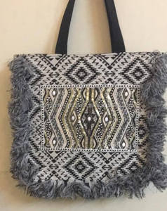 Guru Kirpa Export House's Bohemian Cotton Fabric Sac à bandoulière pour femme Sac à provisions à la mode Plume Décoration Made India - Product Image 1