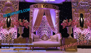 Scène de réception de mariage luxueuse et moderne, de style anglais et indien, avec un design léger en bois traité, à vendre - Product Image 3