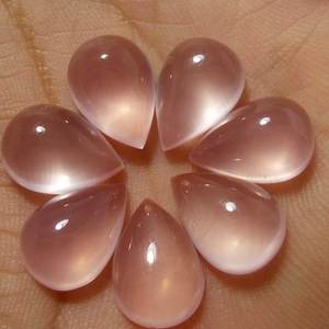 หินโรสควอตซ์ธรรมชาติขนาด4มม. 6มม. พลอยเจียระไนทรงหลวมสำหรับการตั้งค่าเครื่องประดับออนไลน์ - Product Image 1
