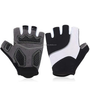 ถุงมือยกน้ำหนัก ISONZ Leather Zone ไมโครไฟเบอร์ กันลื่น สำหรับผู้ชายและผู้หญิง เหมาะสำหรับการฝึกซ้อมในยิมและช่วยให้การจับที่สบาย - Product Image 1