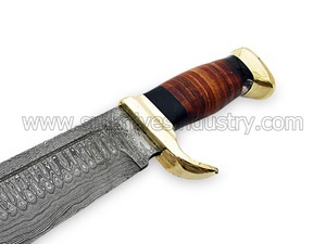Xyj — couteau Crocodile de chasse, fait à la main, damas avec manche en cuir (Sm32) - Product Image 5