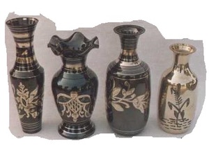 Vase à fleurs en laiton de haute qualité avec finition polonaise miroir et Vase en laiton peint Inde Vases à fleurs en laiton artisanat en métal décor à la maison - Product Image 5