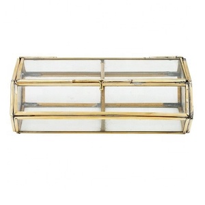 Boîte en verre hexagonale fabriquée en verre et en laiton de haute qualité pour le rangement et la décoration à la maison et au bureau en vrac pour l'approvisionnement - Product Image 2