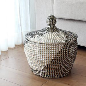 ตะกร้าซักผ้าสไตล์แอฟริกันทำจากหญ้าทะเล - Product Image 1