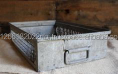 Panier vintage en métal galvanisé au design élégant de qualité supérieure avec poignée pour un usage domestique au prix de gros - Product Image 2