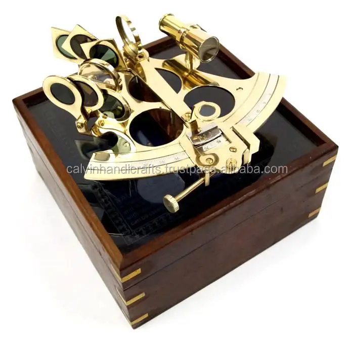 Beautiful Brass Sextant w/Wood & Etched Glass Box CHSEX10069