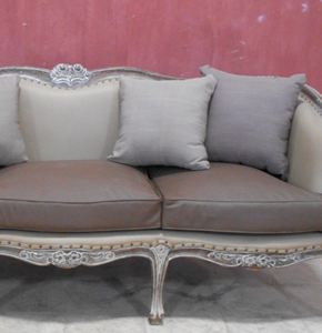 MUEBLES ANTIGUOS - MUEBLES FRANCÉS ENVEJECIDO - SOFÁ FRANCÉS DE ROBLE ENVEJECIDO CON ACABADO CALADO - Product Image 3