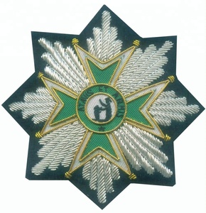 Écussons OEM en tissu 3D brodés à la main personnalisés Broderie de lingots à la main pour l'écusson de pèlerinage de Lazarus chrétien ethnique - Product Image 4