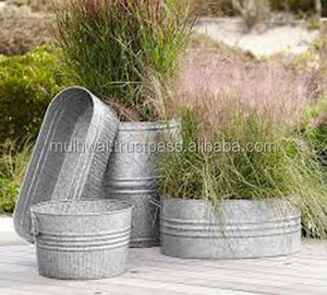 Jardinera de metal galvanizado rústico Premium para decoración de exteriores - Product Image 4