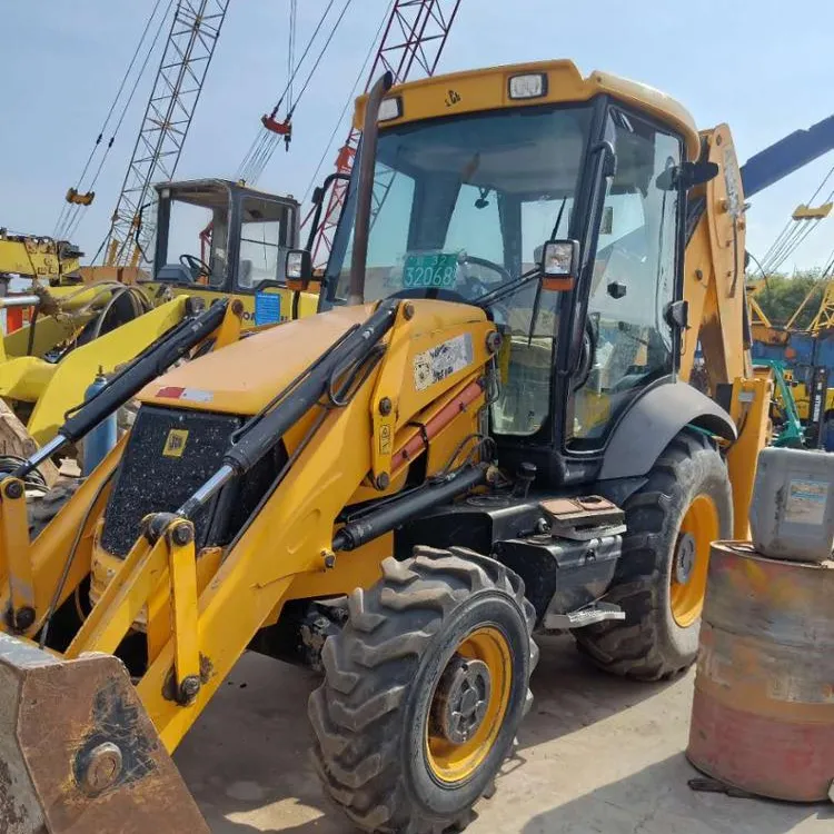 Б/у экскаватор-погрузчик JCB 3CX на продажу