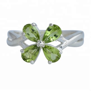 Beautiful Green Peridot Gemstone 925 Sterling Silver Prong <b>Set</b> <b>Ring</b> Jewelry Silver Plated Fashionable <b>Ring</b> For Wedding Gift. - Product Image 1