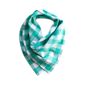 Petit Bandana pour chien en coton à carreaux personnalisé de style Ins pour animaux de compagnie Accessoire de vêtements pour animaux de compagnie durable pour l'hiver, le printemps et l'été - Product Image 3