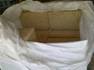 BLOQUE DE virutas DE MADERA DE BIOMASA ALTO ECOLÓGICO/PRECIO AL POR MAYOR - Product Image 5