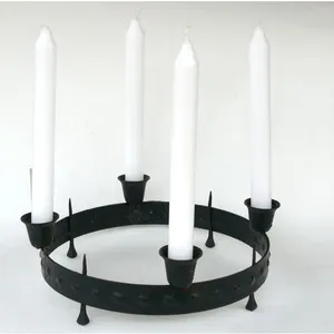 Support de bougie en fer forgé fait à la main, type suspendu, pour la décoration de la maison, du jardin, de Pâques et de Noël, forme de pilier - Product Image 1