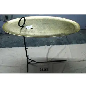 Forme personnalisée Meilleure conception Support en fer noir Table console ronde en aluminium - Product Image 1