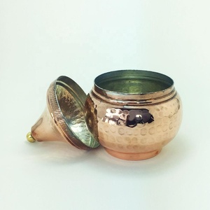 Récipient à épices en cuivre blanc martelé à la main turc avec cuillère et couvercle - Product Image 2