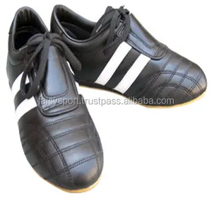 รองเท้าคาราเต้ EVA สำหรับยิมของผู้ชายรองเท้าเทควันโดพร้อม6013 PVC PK สีดำสีขาวสำหรับฤดูหนาวฤดูร้อนฤดูใบไม้ร่วง - Product Image 1