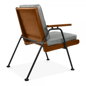 Sillón de Cuero Industrial para Sala de Estar con Brazos de Madera, Sofá Seccional para Uso Doméstico - Product Image 4