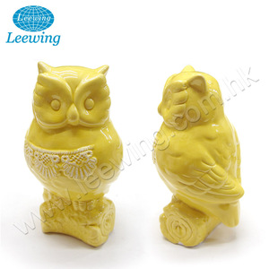 Alcancía de PVC segura para niños, caja de ahorro de dinero sin ftalato de vinilo personalizado con forma de búho y bosque, alcancía - Product Image 1