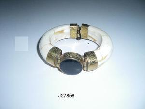 กำไลฝังกระดูกบนฐานทองเหลือง,กำไลเครื่องประดับสไตล์อินเดียสลักลายกระดูกแบบโบราณ - Product Image 4