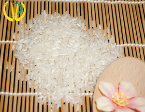 Vendita calda <span class=keywords><strong>su</strong></span> grano lungo <span class=keywords><strong>riso</strong></span> bianco essiccato e adorato il processo di essiccazione per uso alimentare 5% rotto, <span class=keywords><strong>riso</strong></span> vietnamita - Product Image 5